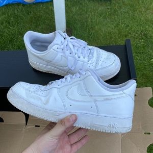 *USED* Size 10.5 Nike Air Force 1